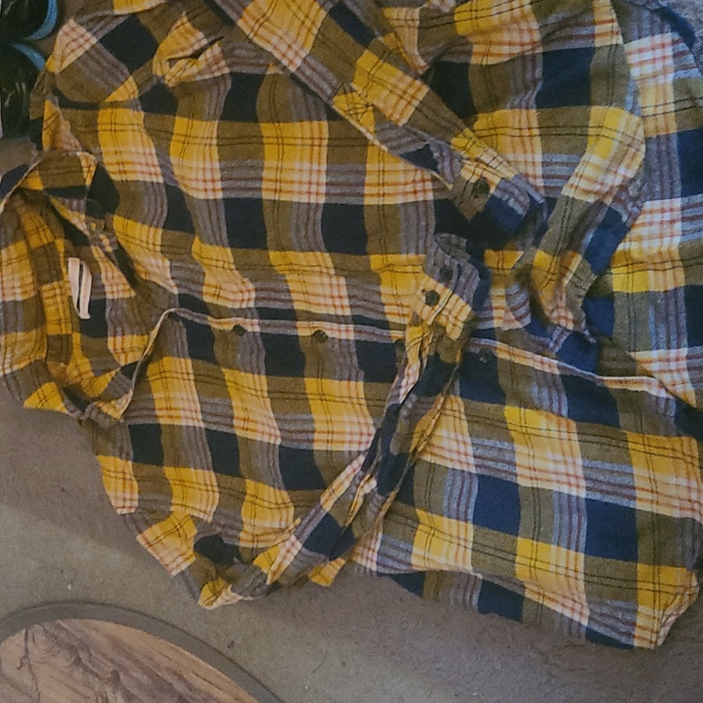 Mens urban outfitters long sleeve checked type pattern country shirt - Picture 4 of 4